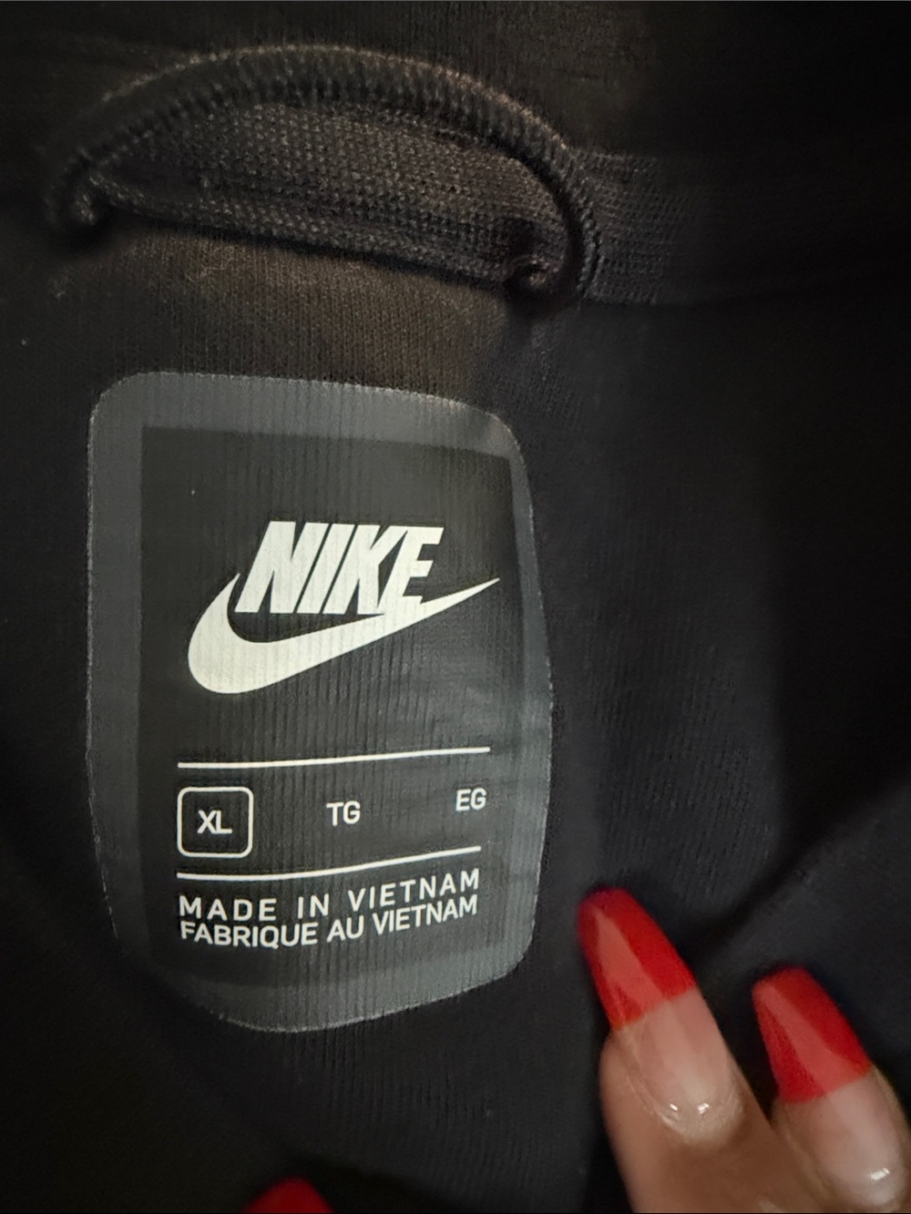 Nike tech Black Men's Crewneck Pullover Sweatshirt - Picture 2 of 2